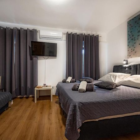 Sonia Rooms Pula Bagian luar foto