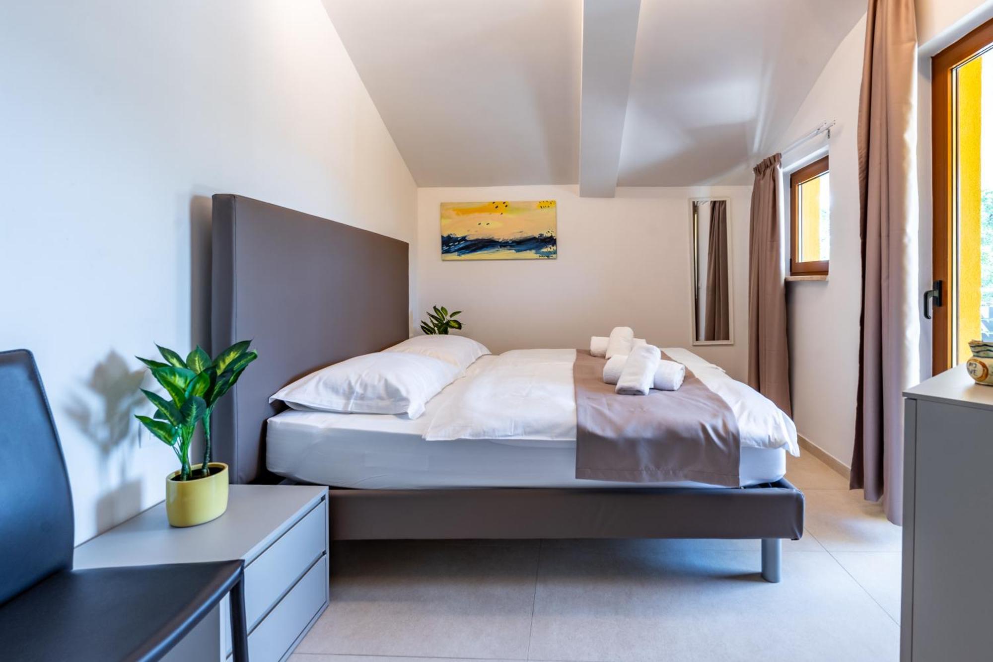 Sonia Rooms Pula Bagian luar foto
