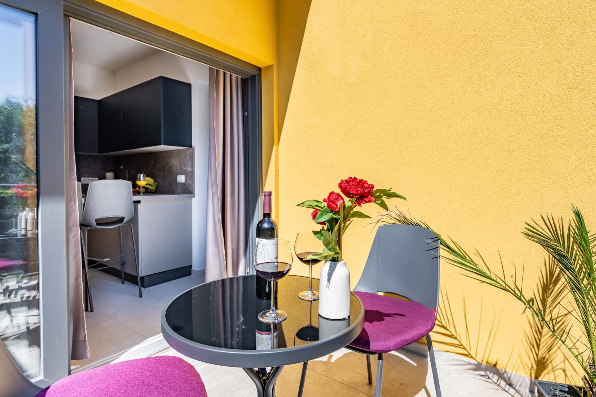 Sonia Rooms Pula Bagian luar foto